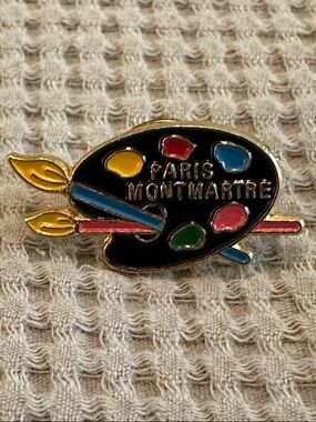 Paris Montmartre Pin